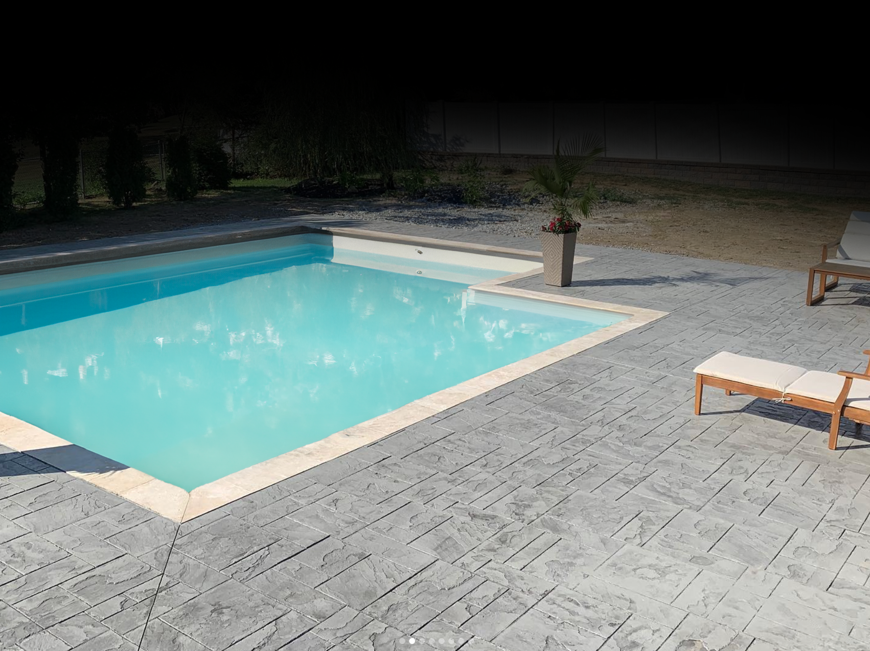 Decorative concrete pool deck